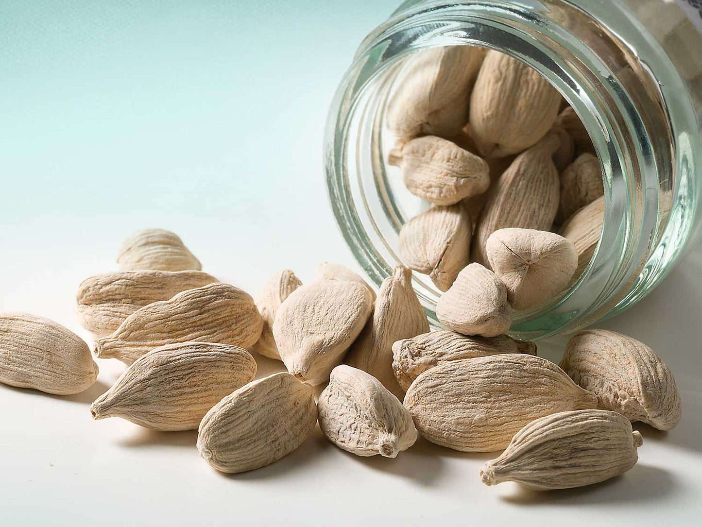 Cały Biały Kardamon